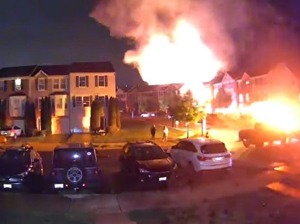 Explosions caught on video, 8 homes condemned following Aberdeen house fire [VIDEO]
