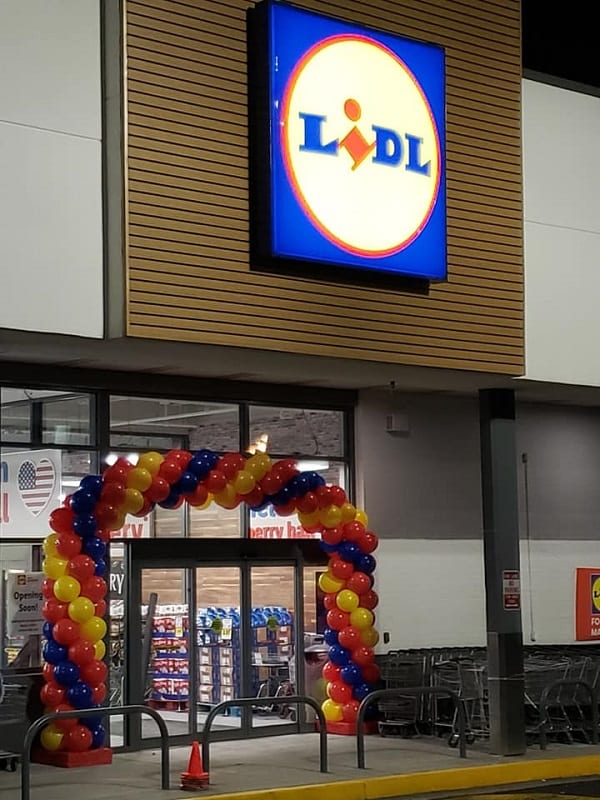 Lidl Grand Opening Perry Hall 20200122a