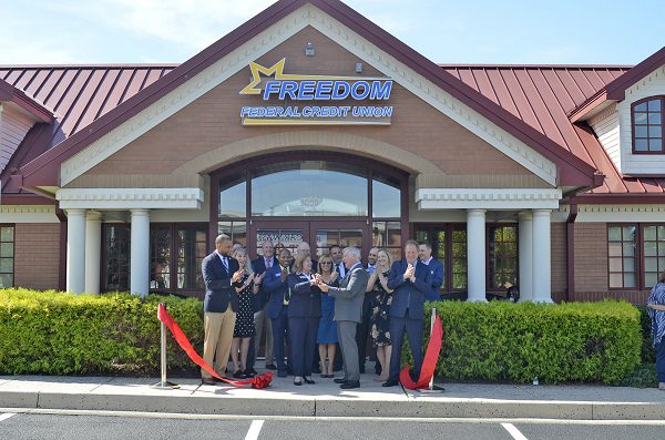 FFCU Perry Hall Ribbon cut