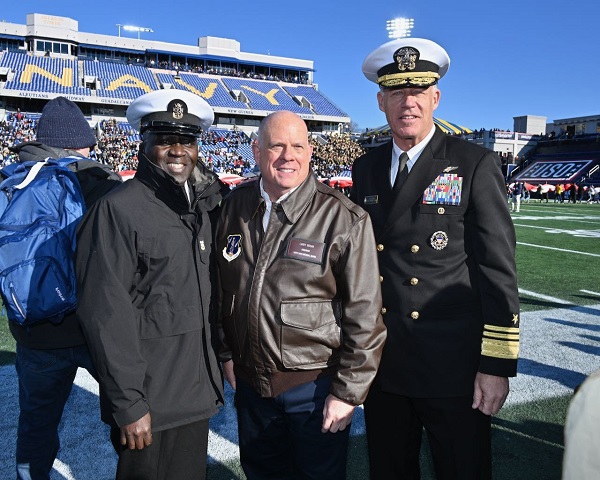 Governor Hogan Military Bowl 20221228b