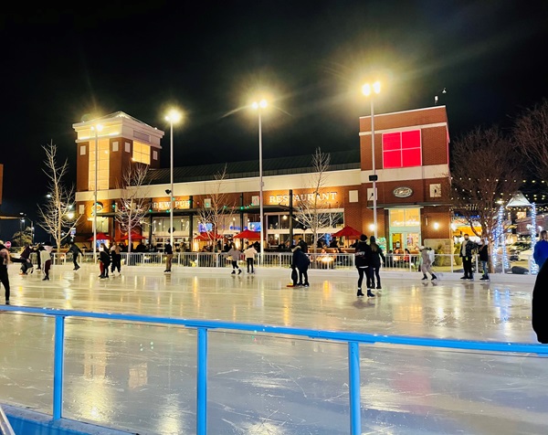 The Avenue White Marsh Ice Skating Rink