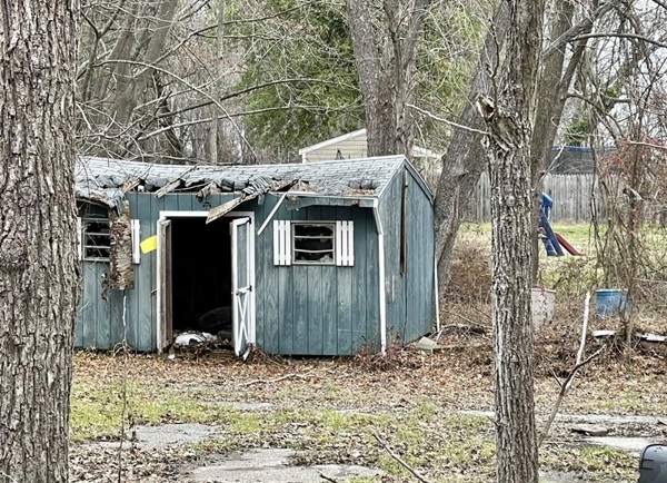 Middle River Vacant Property Before 20250625a.jpg
